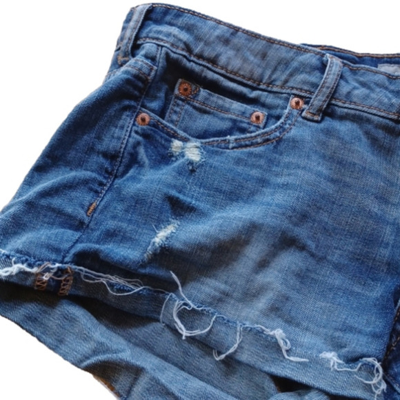 AEROPOSTLE distressed Shorty shorts .  Size 6. Med wash. Great used condition. - Picture 6 of 9